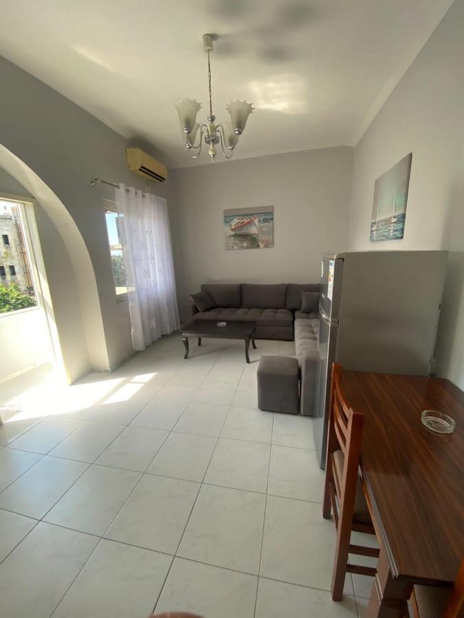 Vollga Promenade Lovely 2 Bedroom Apartment Durrës Eksteriør billede