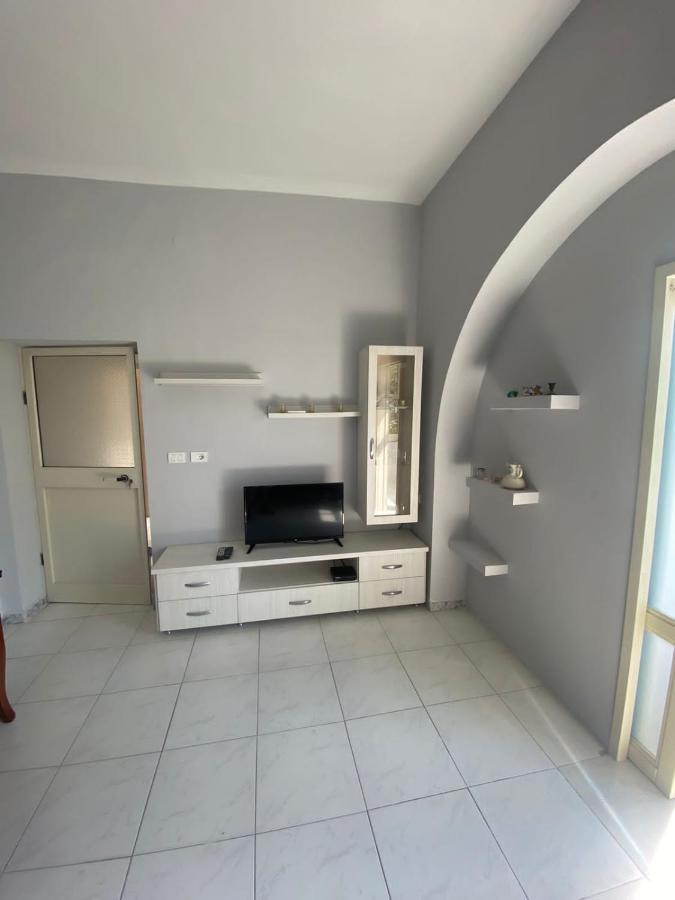 Vollga Promenade Lovely 2 Bedroom Apartment Durrës Eksteriør billede